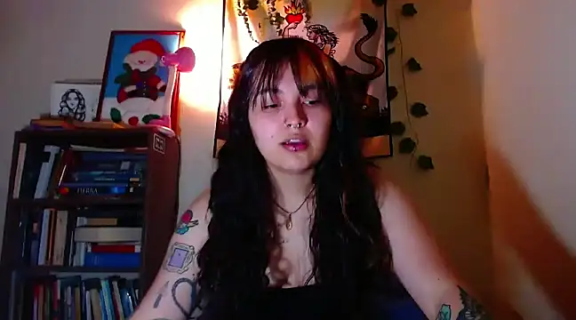 Snapshot of sweetiee_mary chatting on 12-08-24, 10:03 sweetiee mary online show from 12-08-24, 10:03