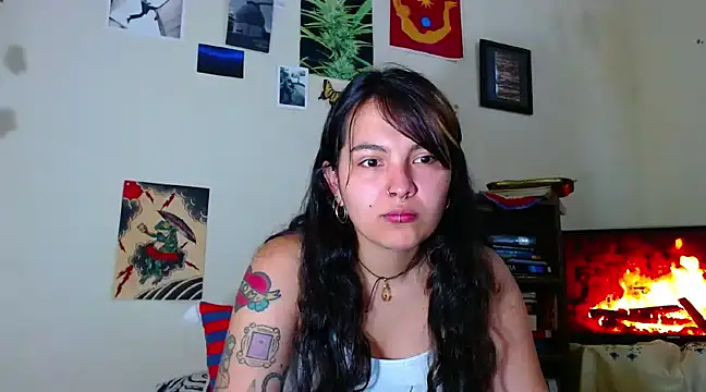 Snapshot of sweetiee_mary chatting on 01-31-25, 04:27 sweetiee mary online show from 01-31-25, 04:27