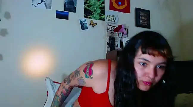 Snapshot of sweetiee_mary chatting on 02-24-25, 06:47 sweetiee mary online show from 02-24-25, 06:47