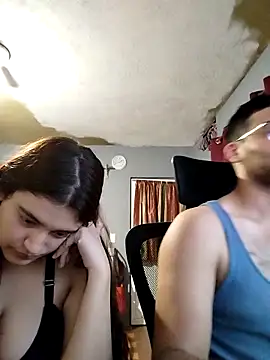 Carandrew online show from 11-18-25, 04:28