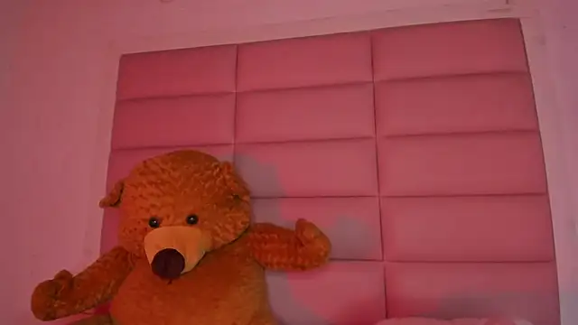 little-Emma online show from 11-07-25, 11:38