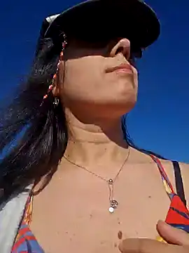 Reinacatchile online show from 01-01-25, 09:52