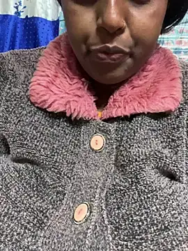 Beauty-queen online show from 02-17-26, 01:18