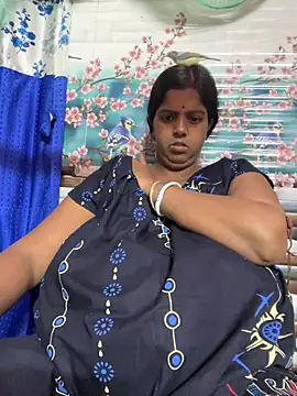 Beauty-queen online show from 03-23-26, 11:14