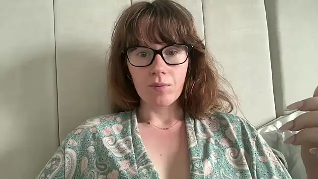 redheadrosie69 online show from 05-31-26, 08:54