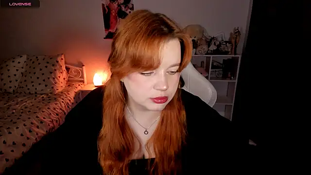  Lisa x online show from 11-10-25, 05:28