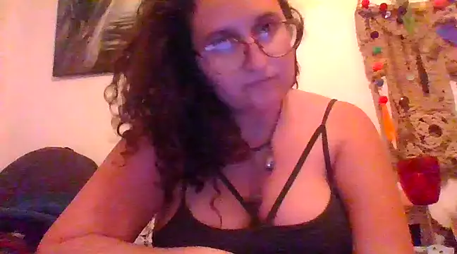 Snapshot of juicyrubies chatting on 12-28-24, 05:14 juicyrubies online show from 12-28-24, 05:14