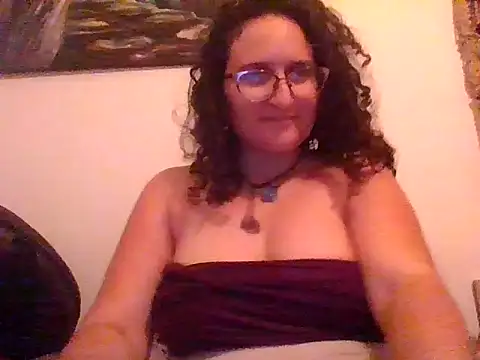 Snapshot of juicyrubies chatting on 01-01-25, 12:11 juicyrubies online show from 01-01-25, 12:11