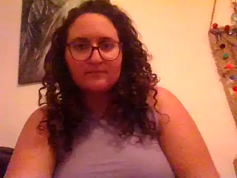 Snapshot of juicyrubies chatting on 03-16-25, 03:17 juicyrubies online show from 03-16-25, 03:17