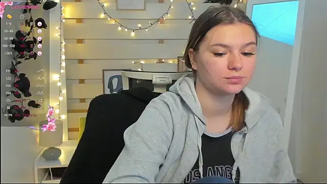 Josephine Kiss online show from 03-04-26, 01:28