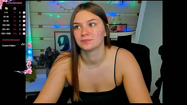 Snapshot of Josephine_Kiss chatting on 05-19-26, 01:50 Josephine Kiss online show from 05-19-26, 01:50