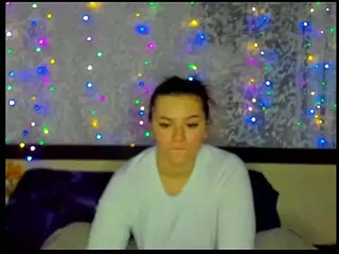 Snapshot of Josephine_Kiss chatting on 05-30-26, 08:50 Josephine Kiss online show from 05-30-26, 08:50