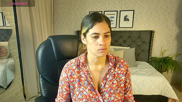 Snapshot of sussy__stone chatting on 01-06-25, 12:46 sussy stone online show from 01-06-25, 12:46