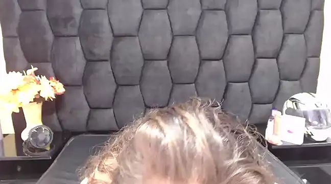 Snapshot of SaraThomso chatting on 01-26-25, 03:06 SaraThomso online show from 01-26-25, 03:06