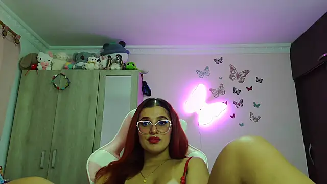 Snapshot of caroline_jonson chatting on 07-06-26, 10:01 caroline jonson online show from 07-06-26, 10:01