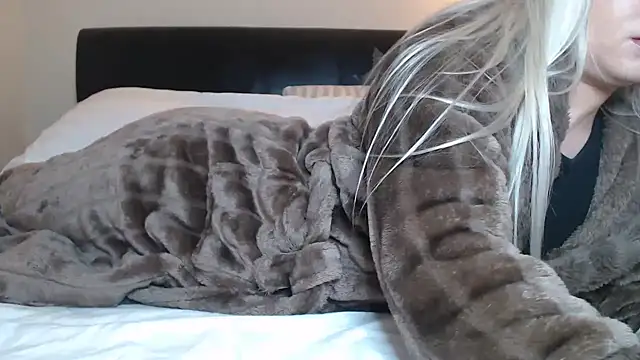 EnglishRosa online show from 03-10-26, 04:23