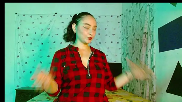 Snapshot of Kaory_32 chatting on 02-24-26, 07:34 Kaory 32 online show from 02-24-26, 07:34