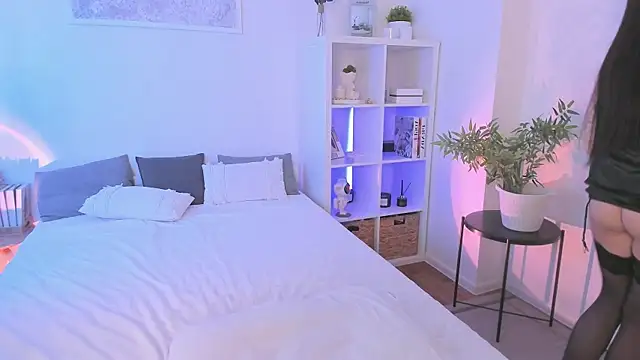 Sasha Miro online show from 01-10-25, 05:05