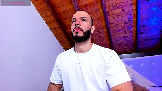 Tom Bailey online show from 03-10-26, 12:32