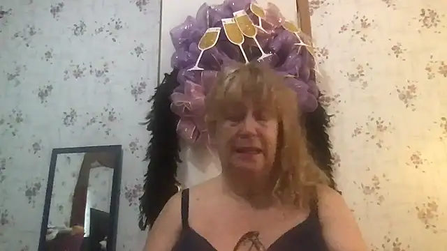 Snapshot of musclebooty70 chatting on 01-13-25, 03:15 musclebooty70 online show from 01-13-25, 03:15