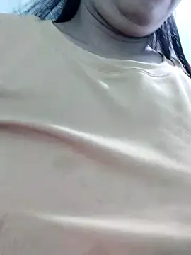 Lanyingxin18 online show from 10-01-25, 02:28