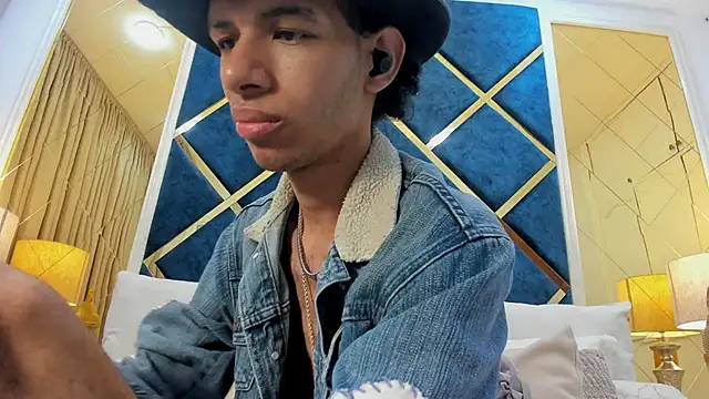 TomyMosterCock online show from 04-08-26, 08:31