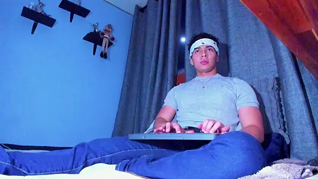 Snapshot of Stefann_salvatoree chatting on 01-17-25, 03:55 Stefann salvatoree online show from 01-17-25, 03:55
