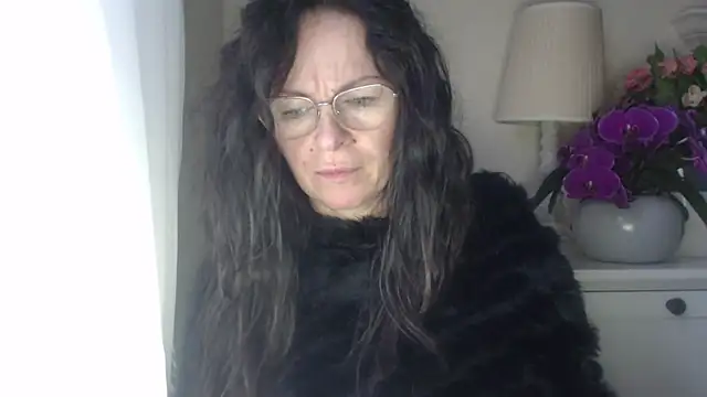 HelenLuxx online show from 10-24-25, 06:10