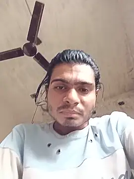 Snapshot of Yasha_14C_Creator chatting on 06-18-26, 05:08 Yasha 14C Creator online show from 06-18-26, 05:08