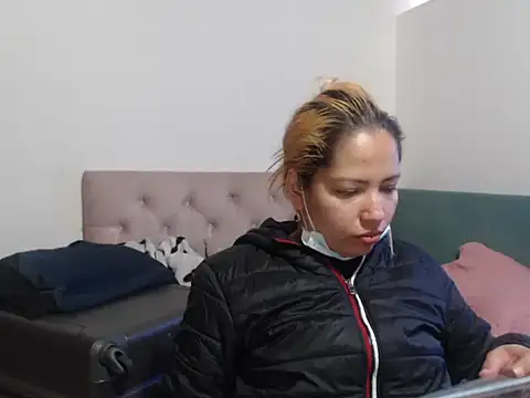 THEBOSSLARA online show from 03-10-26, 04:56