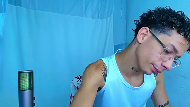 mateodeamjo online show from 04-21-26, 02:51