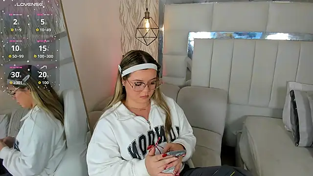 1m dalhia online show from 12-15-25, 08:35