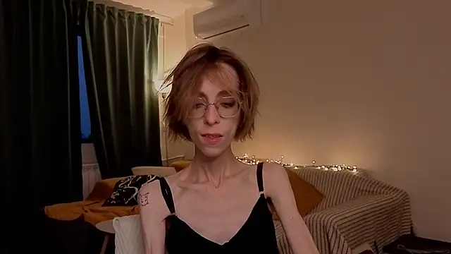 amber quell here online show from 02-07-26, 04:11