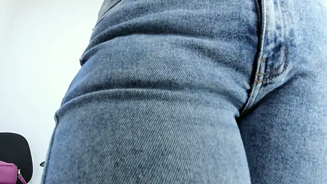 Amelia Debora Antonella online show from 02-10-26, 01:48