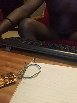 Snapshot of FREAKYBLAC23 chatting on 02-27-25, 03:04 FREAKYBLAC23 online show from 02-27-25, 03:04