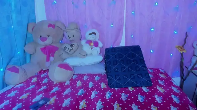 Dana Jeins online show from 12-04-25, 01:09