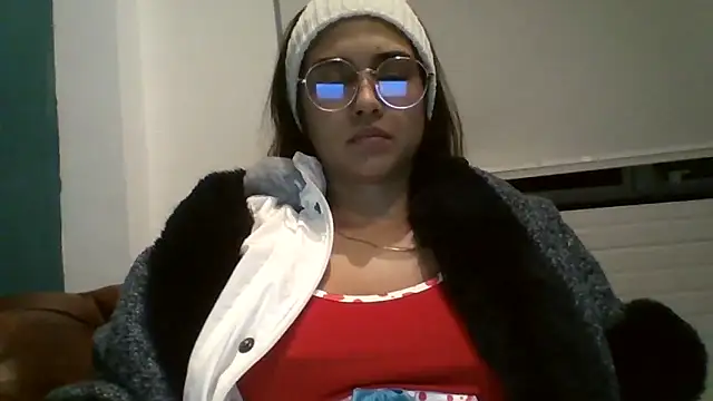 trianabell online show from 12-01-25, 01:32