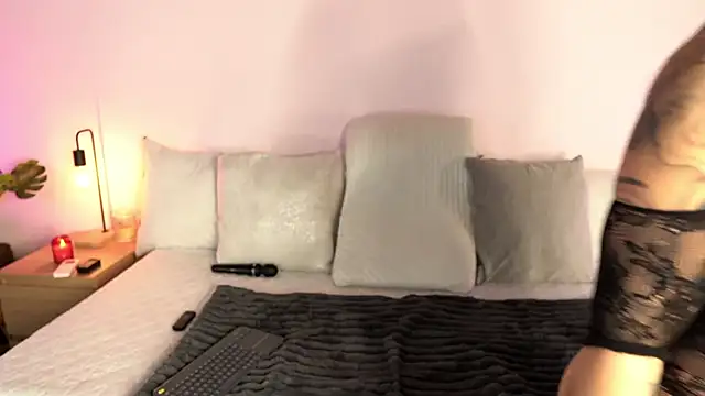 Snapshot of TamyHoney chatting on 06-05-26, 04:30 TamyHoney online show from 06-05-26, 04:30