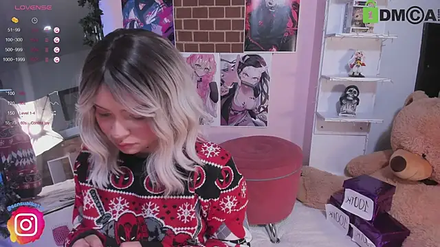 sensualkattt online show from 01-10-25, 12:04