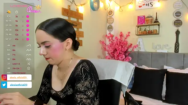 Snapshot of Alexia_Sweet_x chatting on 06-26-26, 04:50 Alexia Sweet x online show from 06-26-26, 04:50