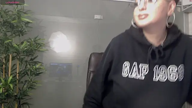 BustyAllyy online show from 02-03-25, 08:46