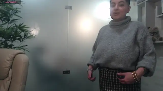 BustyAllyy online show from 03-04-25, 09:54