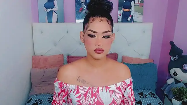 Snapshot of Amanda_bigx chatting on 05-14-26, 03:57 Amanda bigx online show from 05-14-26, 03:57