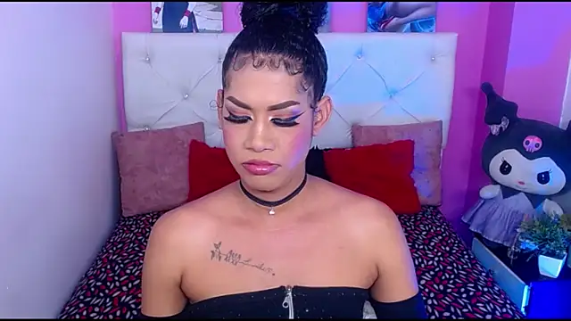 Snapshot of Amanda_bigx chatting on 05-29-26, 06:22 Amanda bigx online show from 05-29-26, 06:22