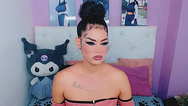 Snapshot of Amanda_bigx chatting on 06-04-26, 05:13 Amanda bigx online show from 06-04-26, 05:13