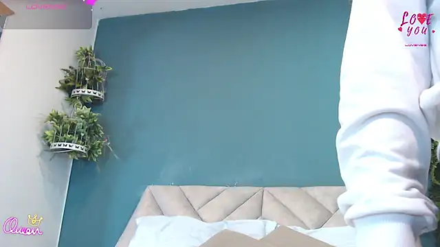 Snapshot of SharisWillian chatting on 06-26-26, 03:00 SharisWillian online show from 06-26-26, 03:00