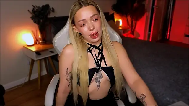 Lily Yin online show from 02-23-26, 05:49