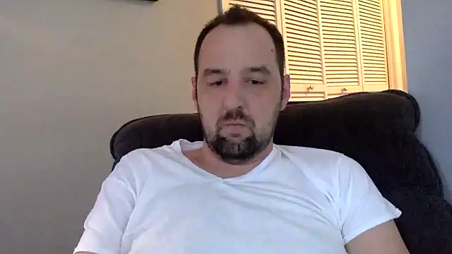 Snapshot of Kink_Master_Daddy chatting on 04-22-26, 12:46 Kink Master Daddy online show from 04-22-26, 12:46