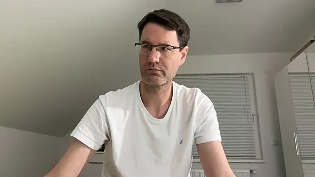 zxzx cam1 online show from 03-01-26, 04:53