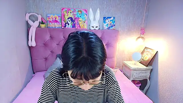 charlottemoonxz online show from 03-01-26, 06:43